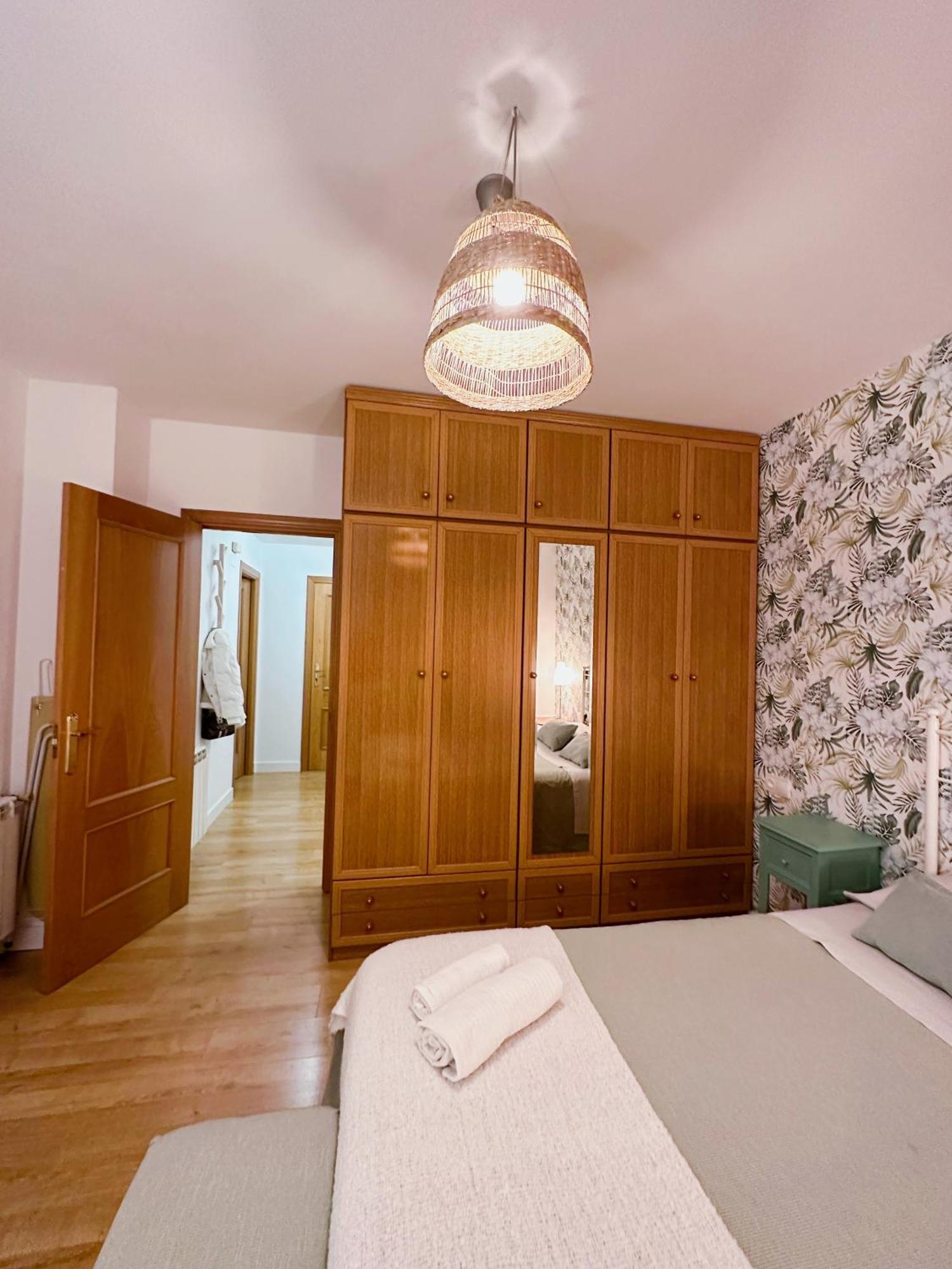 Apartamento Suite Los Deportes Ponferrada Exterior foto